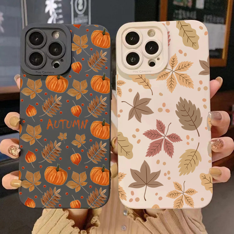 Retro Maple Leaf Pattern Phone - Samsung Galaxy S25 review and price